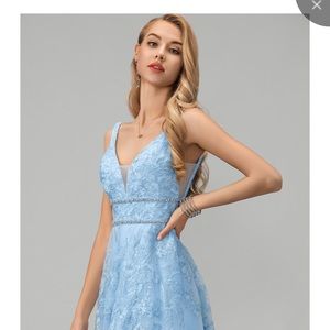 NWT New Gown. V neck sleeveless floor-length, blue tulle formal.  New Size 6